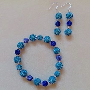 Handmade glass bead bracelet with matching handmade glass bead earrings